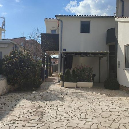 Apartment Anita Fazana Ngoại thất bức ảnh