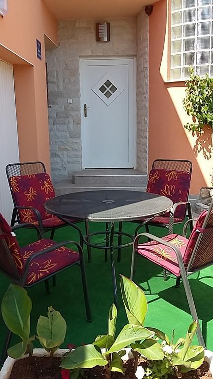 Apartment Anita Fazana Ngoại thất bức ảnh